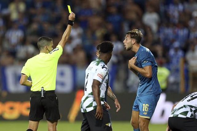 A análise de Duarte Gomes aos casos do Moreirense-FC Porto