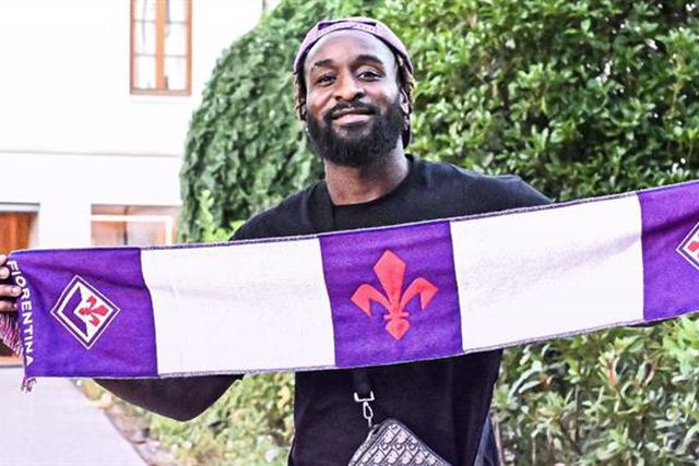 Oficial: substituto de Arthur Cabral passou pelo futebol português