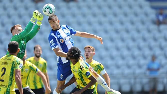 FC Porto e Tondela empatam em jogo com duas expulsões