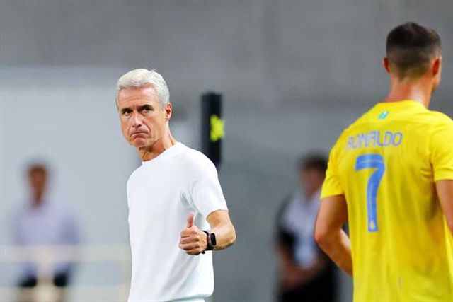 Siiiiiiiiiiiiiiiiiiiiiiii... outra vez! (veja o golo)