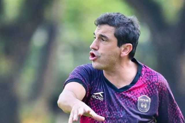 Eduardo Almeida vitorioso no reencontro com Arema