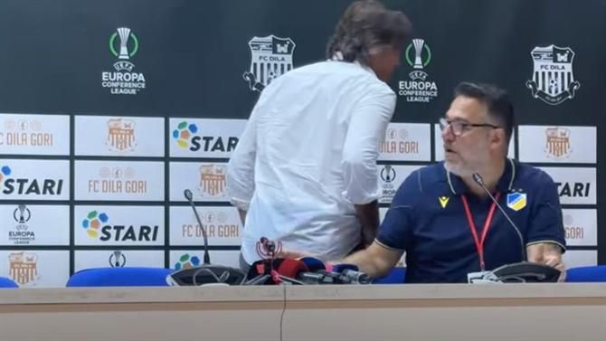Sá Pinto abandona conferência de imprensa por causa do ar condicionado (vídeo)