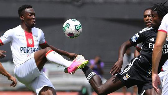 UD Leiria vence Benfica B perante mais uma multidão de adeptos