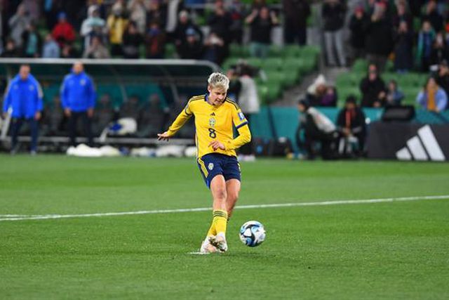 Sueca Lina Hurtig admite tatuar o penálti que eliminou os EUA