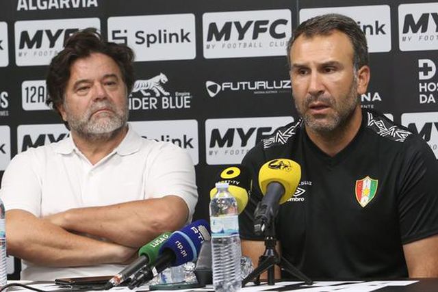 Sérgio Vieira pede «arrogância» frente ao Benfica