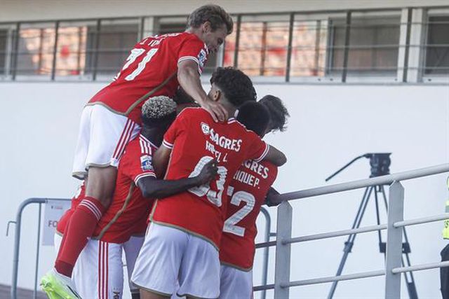 Benfica B vence Mafra com bis de Benchimol