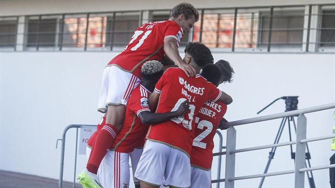 Benfica B vence Mafra com bis de Benchimol