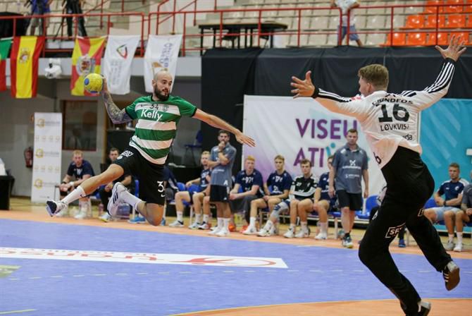 Sporting bate Silkeborg e está na luta pela vitória do Torneio de Viseu