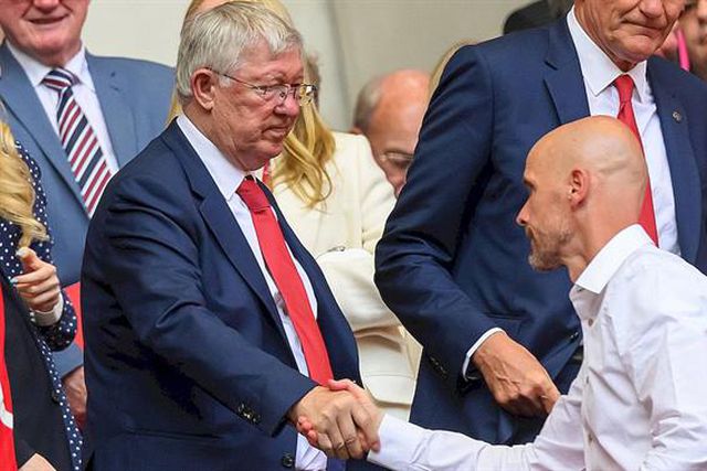 Alex Ferguson elogia Ten Hag: «Trabalho fantástico!»
