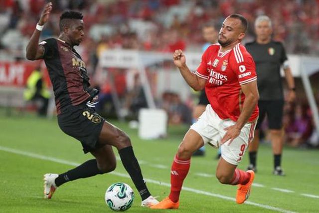 Chegou a hora de Arthur Cabral