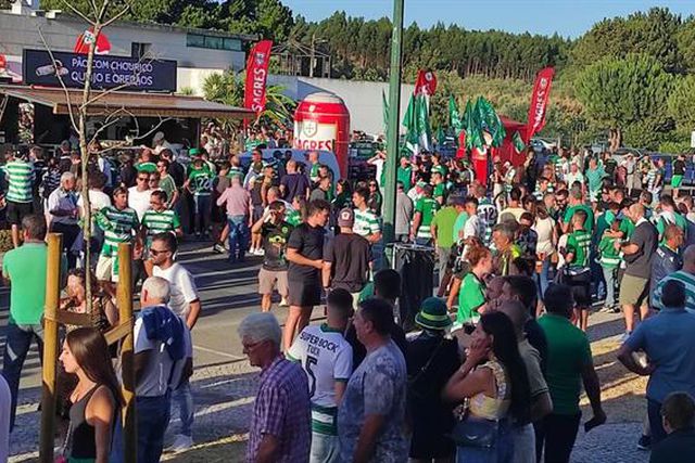 Loucura leonina em Rio Maior! (vídeo e fotos)