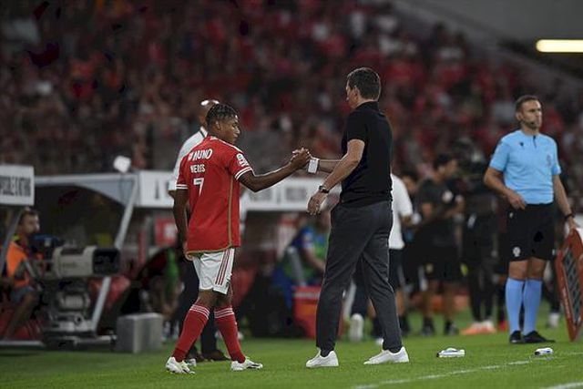 Schmidt explica Aursnes em vez de Ristic e elogia David Neres: «Mudou o jogo»