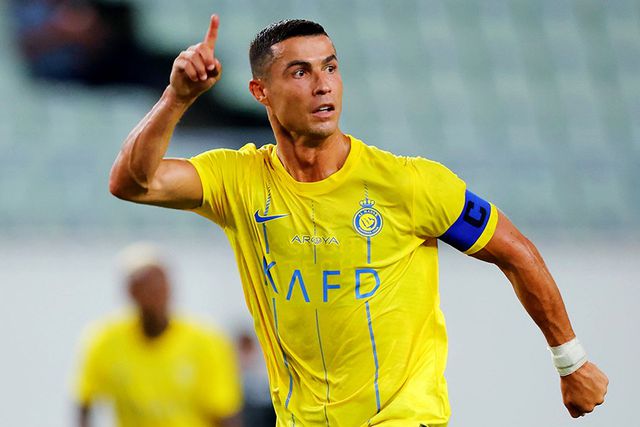 Ronaldo volta às finais