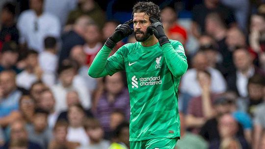 Alisson pode juntar-se a Cristiano Ronaldo e Luís Castro