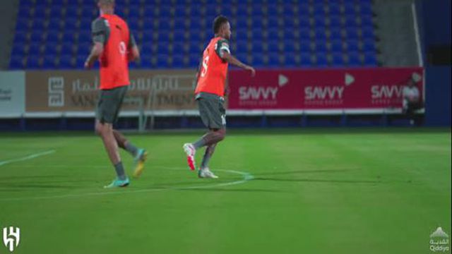 Neymar já se treina às ordens de Jorge Jesus