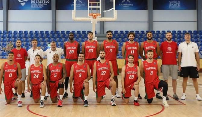 Portugal lidera a pré-qualificação e aproxima-se do Europeu de basquetebol  - JPN