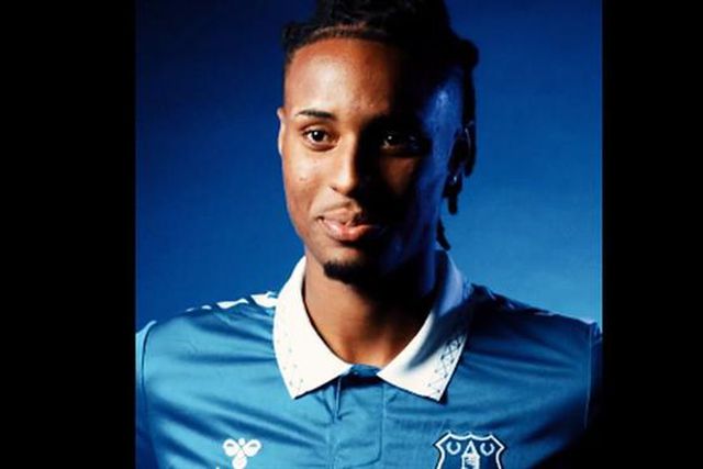 Oficial: Chermiti é reforço