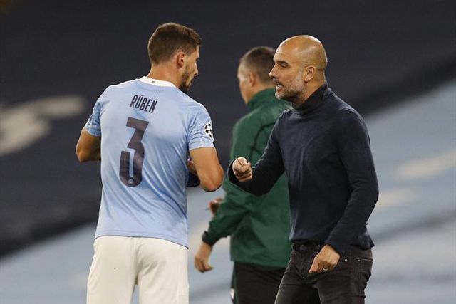 Pep Guardiola esclarece casos de Rúben Dias e Bernardo Silva