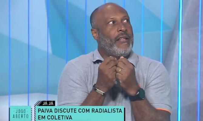 «Não sou santo nem vilão», diz a A BOLA repórter brasileiro que discutiu com o treinador português Renato Paiva (vídeo)