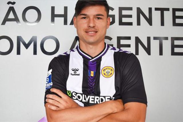 Oficial: Nacional da Madeira anuncia novo camisola 9