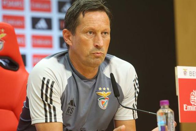 Arrependido das críticas a Vlachodimos? A resposta de Roger Schmidt