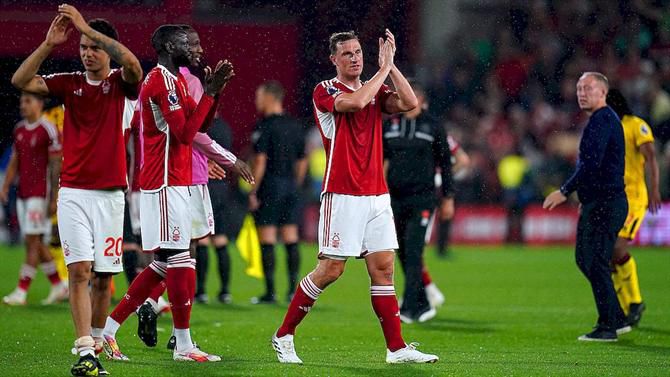 Nottingham Forest abre 2.ª jornada da Premier League a ganhar