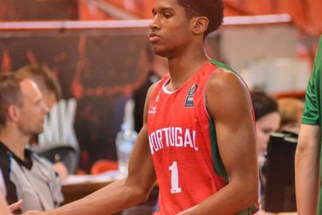 Daniel Vieira-Tuck no Benfica