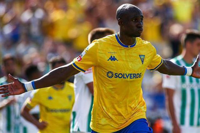 «Estou bem e pouco a pouco vou crescer com a equipa»