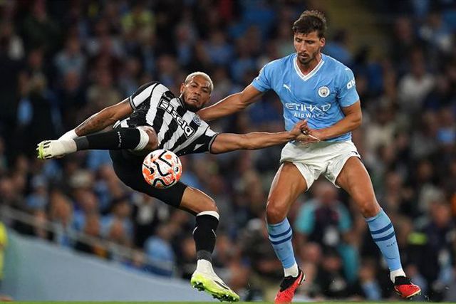 Campeão City soma e segue com Rúben mas ainda sem Bernardo (veja o golo)