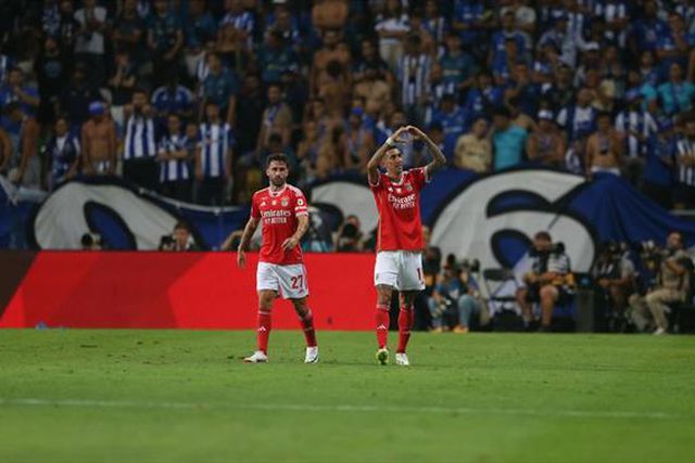 «Voltei para isto!»