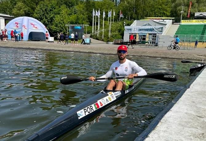 K4 e C2 femininos nas finais dos 500 metros de canoagem nos Jogos