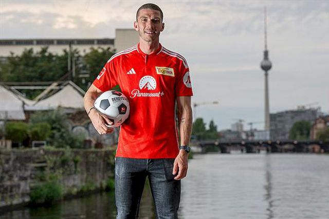 Oficial: internacional alemão comprado ao Inter por valor recorde