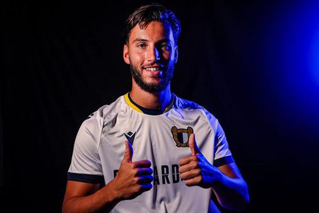 Oficial: Lacoux chega por empréstimo do Bordéus