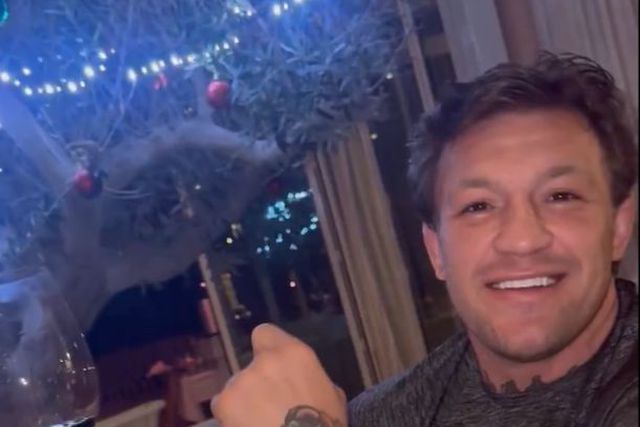 Será? McGregor anuncia regresso e adversário