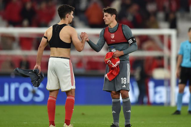 Nenê renova com o AVS... aos 40 anos