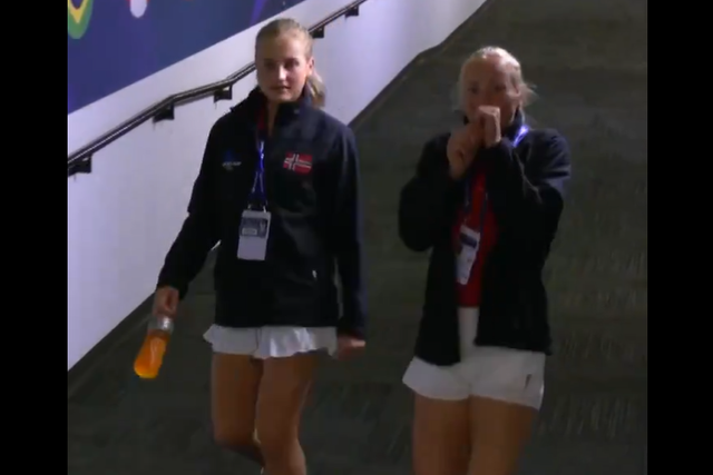 Há câmaras em todo o lado! Irmã e prima de Ruud descobriram da pior forma (vídeo)