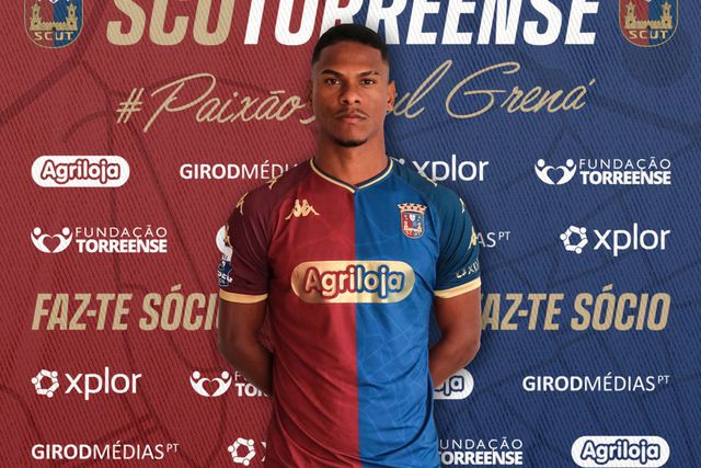 OFICIAL: Lucas Silva é reforço do Torreense