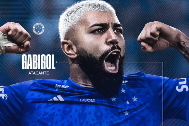 Ex-Benfica oficializado no Cruzeiro
