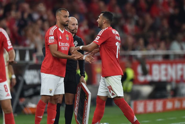 Arthur Cabral e Pavlidis aindam procuram a afirmação na Luz (Miguel Nunes)