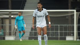 Farense: Levante em contactos por Marco Moreno