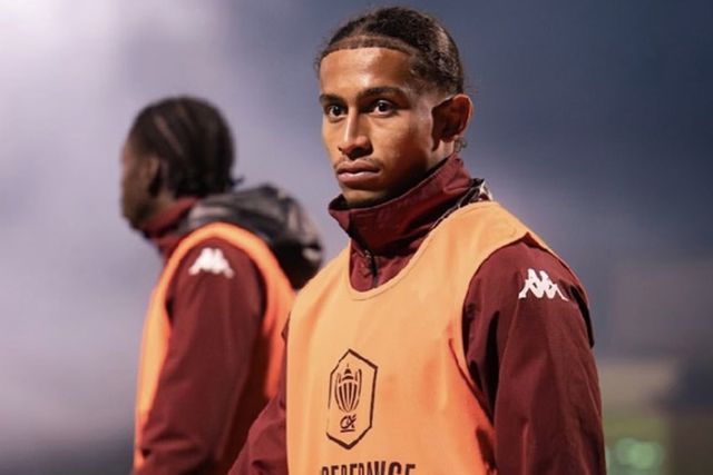 Tahirys Dos Santos - Foto: Metz