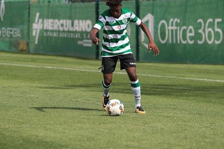 Félix Correia despontou no Sporting e, ainda júnior, atraiu a atenção do Manchester City - Foto: D. R.