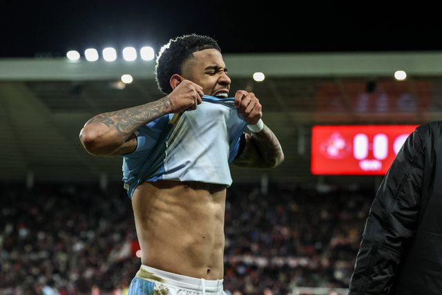 Savinho lesionou-se na segunda parte