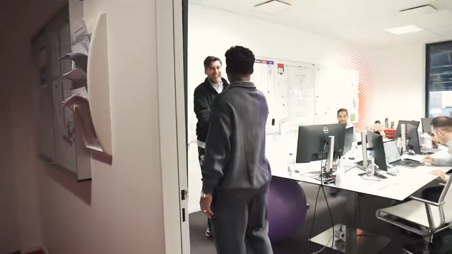 Encontro com Paulo Fonseca e mais: o primeiro dia de Endrick no Lyon