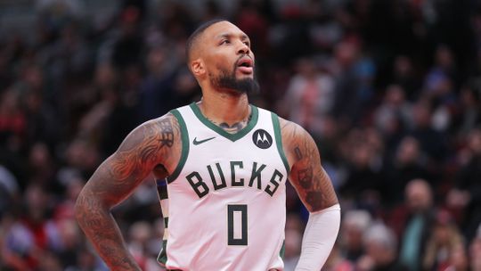 NBA: Lillard decisivo no regresso aos Bucks após concussão cerebral (vídeo)