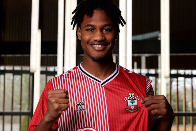 Mercado (oficial): Southampton anuncia chegada de jogador do FC Porto B
