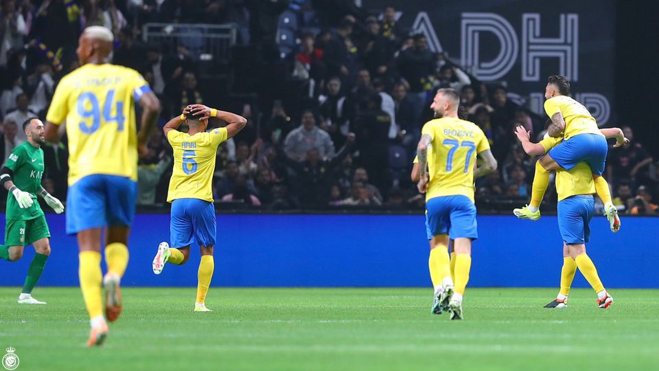 Vídeo: Nem Ronaldo acreditou no golaço de Laporte