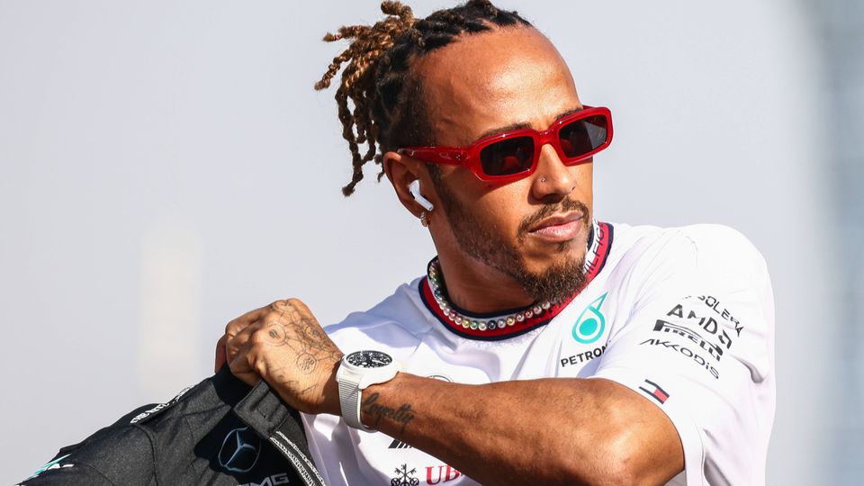 Hamilton: «Nem os meus pais sabiam que ia para a Ferrari»