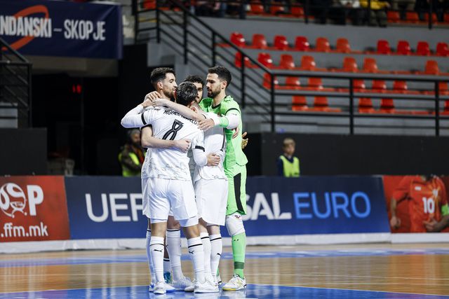 Seleção Nacional no último jogo, em Skopje