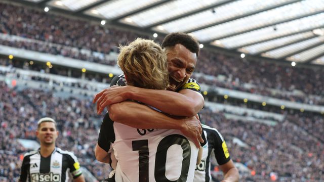 Jacob Murphy festeja golo